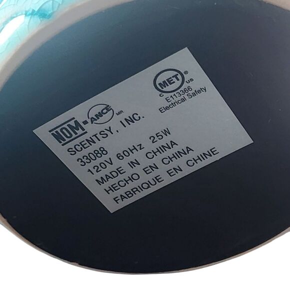 Flurry Scentsy Warmer - Picture 7 of 8